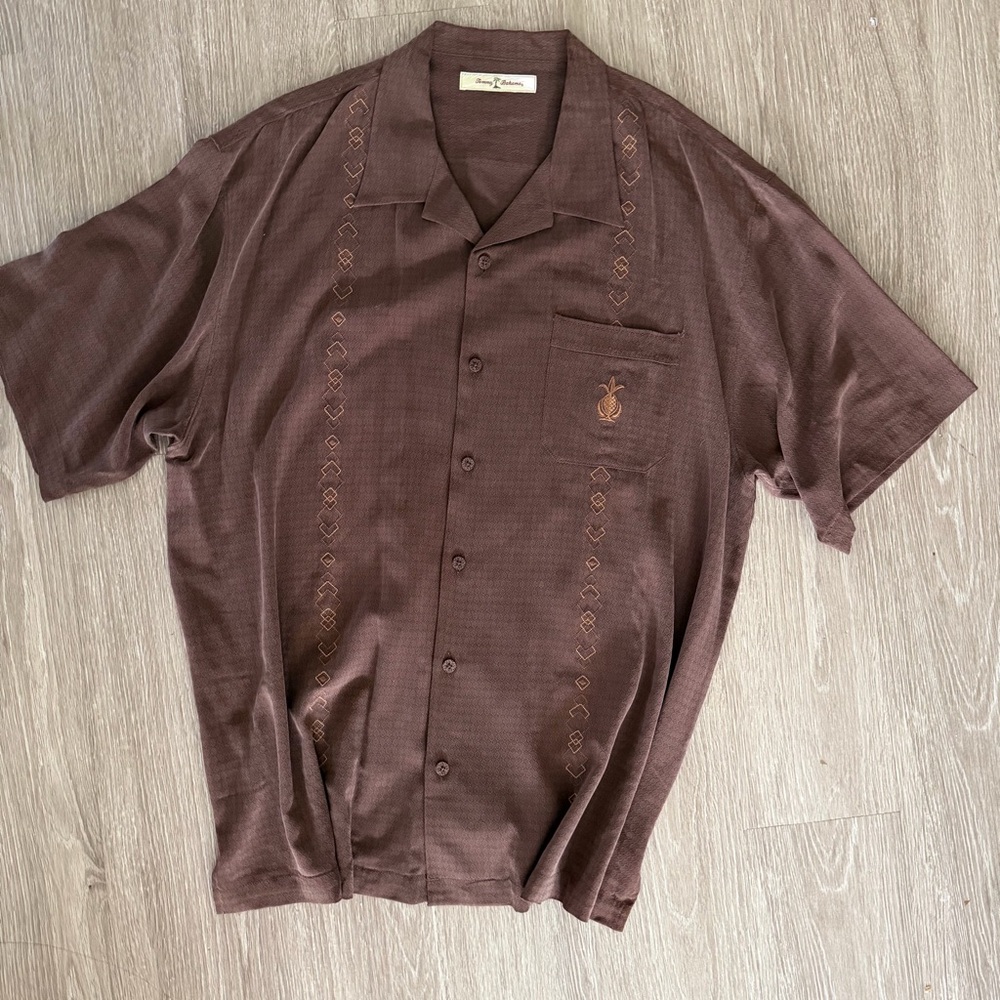 Tommy Bahama brown 100% silk button down XL